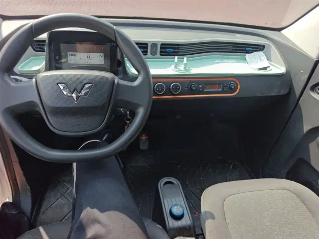 Wuling Hongguang Mini EV — Фото автомобиля 9