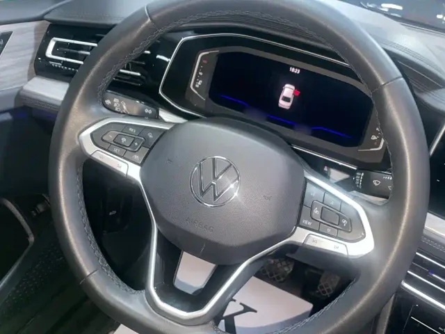 Volkswagen Sagitar — Фото автомобиля 2
