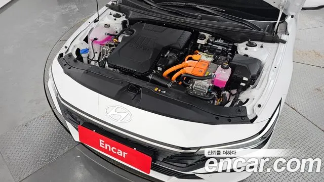 Hyundai Avante CN7 — Фото автомобиля 9