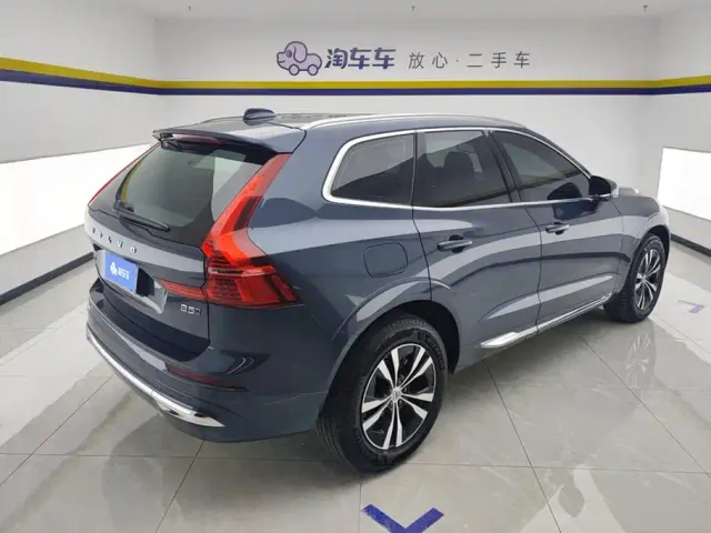 Volvo XC60 — Фото автомобиля 3