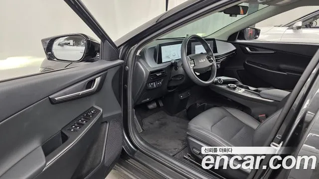 Kia EV6 — Фото автомобиля 15