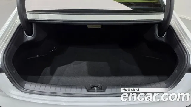 Hyundai Grandeur GN7 — Фото автомобиля 22