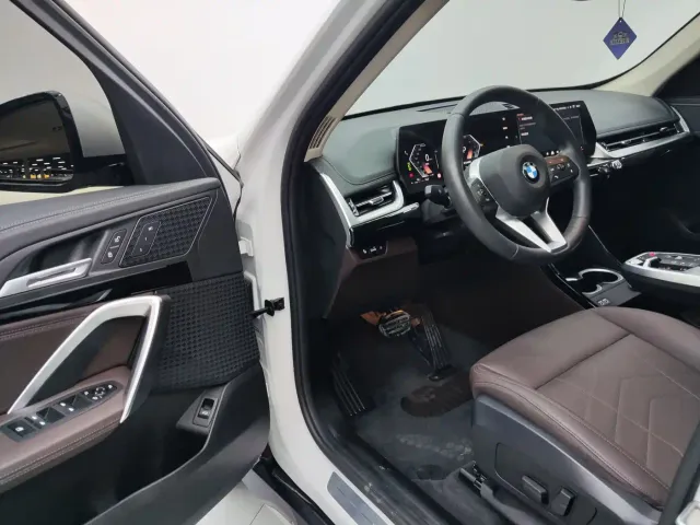 BMW X1 — Фото автомобиля 7