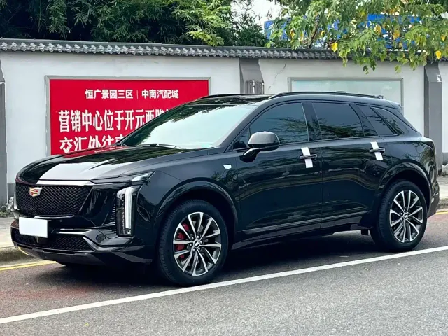 Фотография автомобиля — Cadillac XT5