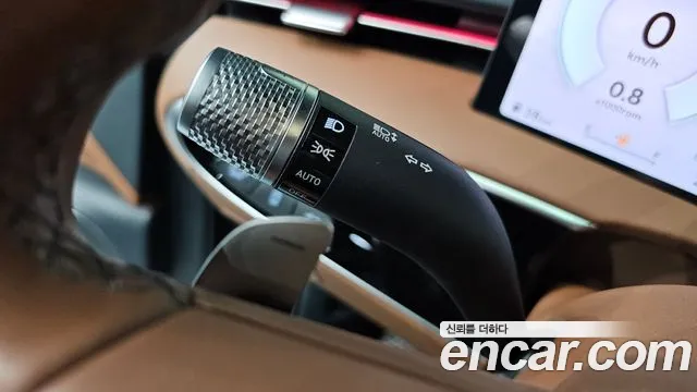 Genesis GV70 — Фото автомобиля 29
