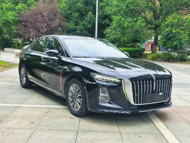 Hongqi H5 — Фото автомобиля 3