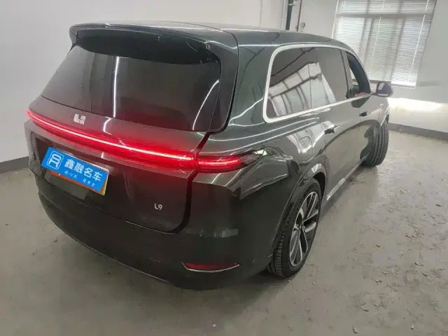 Li Auto L9 — Фото автомобиля 3