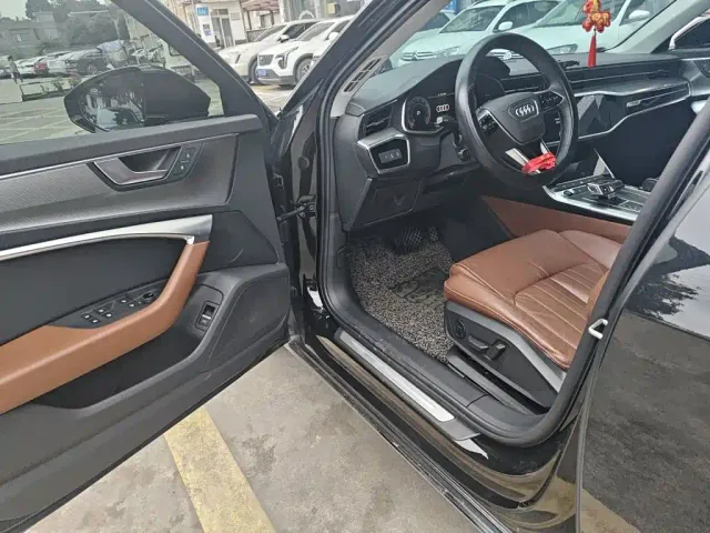 Audi A6L — Фото автомобиля 17