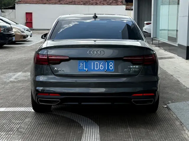 Audi A4L — Фото автомобиля 5