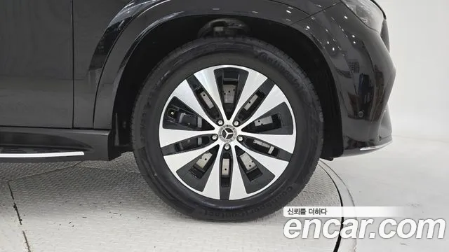 Mercedes-Benz GLE-Class — Фото автомобиля 5