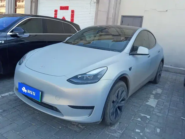 Фотография автомобиля — Tesla Model Y