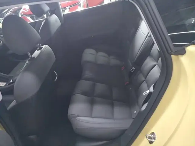 IM Motors L6 — Фото автомобиля 16
