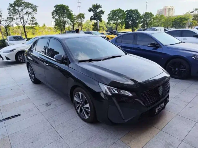 Peugeot 408 — Фото автомобиля 3
