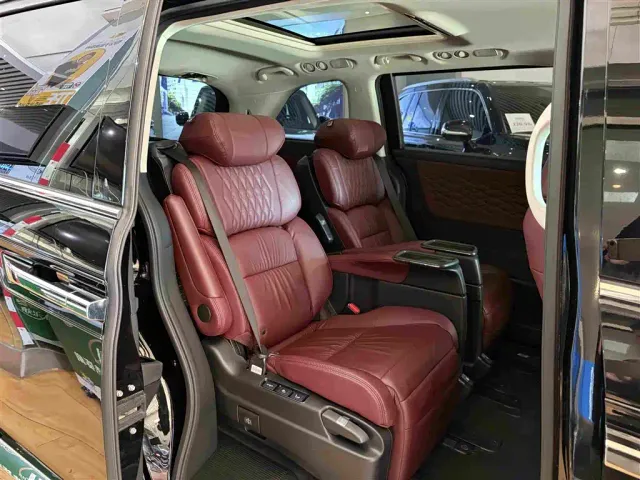 Honda Elysion — Фото автомобиля 14
