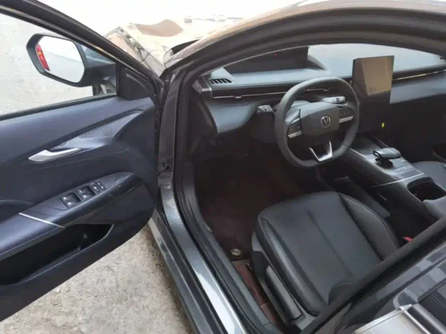 Changan Eado — Фото автомобиля 15