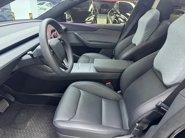 Tesla Model Y — Фото автомобиля 4