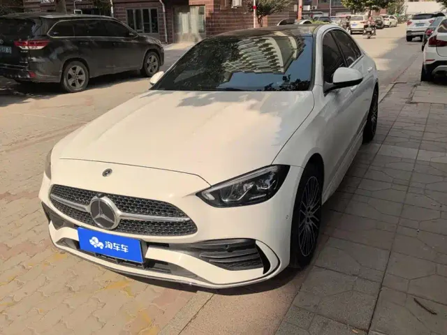 Mercedes-Benz C-Class — Фото автомобиля 2
