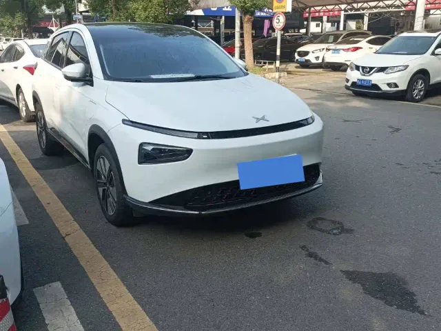 Xpeng G3 — Фото автомобиля 3
