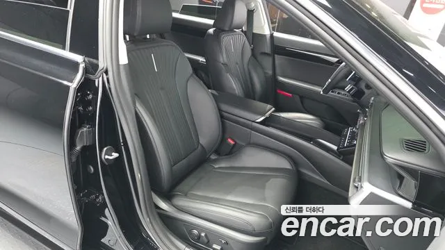Hyundai Grandeur GN7 — Фото автомобиля 15