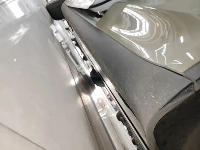 Tesla Model Y — Фото автомобиля 21
