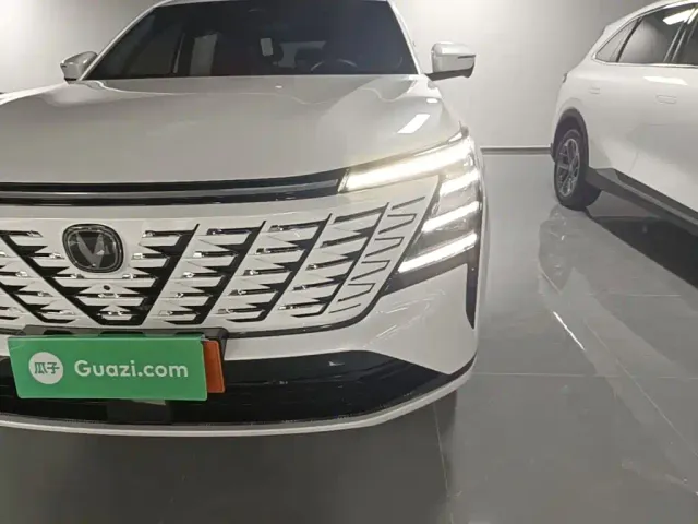 Changan CS75 Plus — Фото автомобиля 23