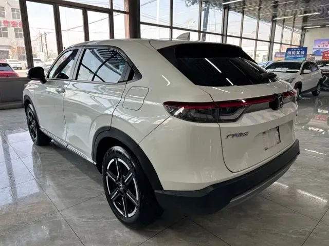 Honda Vezel — Фото автомобиля 7