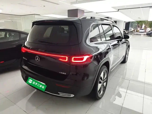 Mercedes-Benz EQB — Фото автомобиля 4