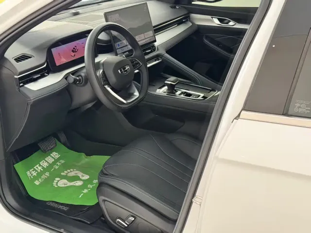 Geely Xingrui — Фото автомобиля 8