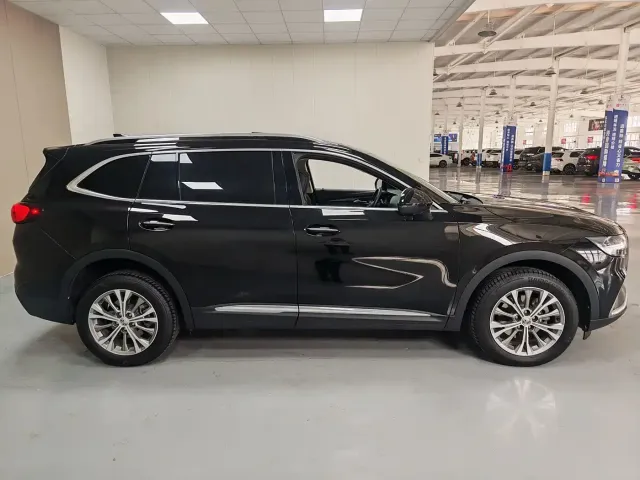 Buick Envision Plus — Фото автомобиля 13