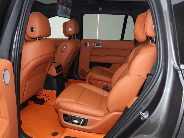 Li Auto L9 — Фото автомобиля 12