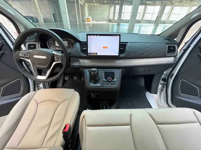 Maxus G10 — Фото автомобиля 13