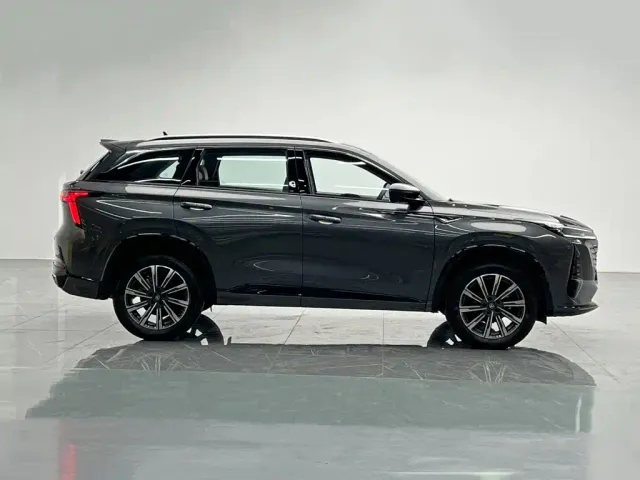 Changan CS75 Plus — Фото автомобиля 7