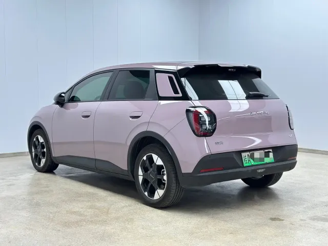 GAC Aion UT — Фото автомобиля 7