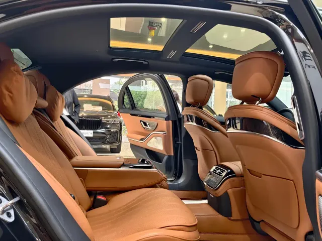 Mercedes-Benz S-Class — Фото автомобиля 10