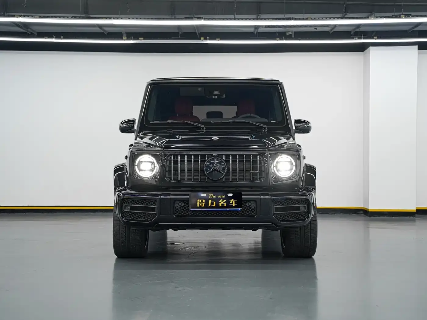 Mercedes-Benz Mercedes-Benz G-Class AMG 2022 AMG G 63 55th Anniversary Edition — Фото автомобиля 2