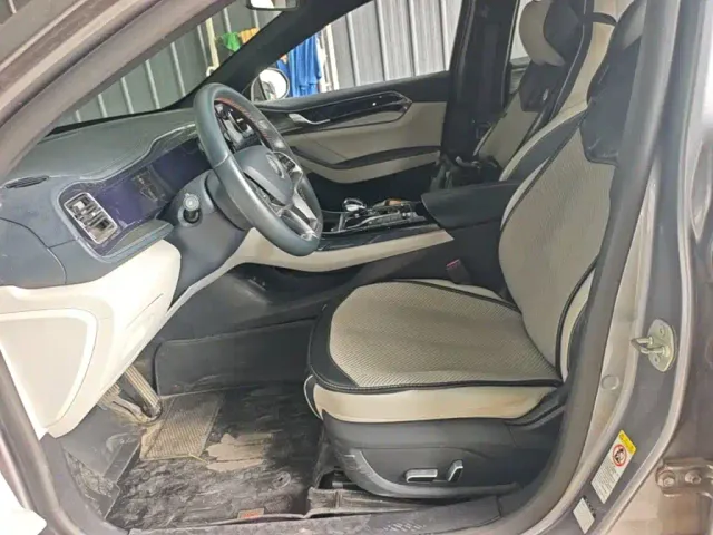 BYD Qin PLUS — Фото автомобиля 14