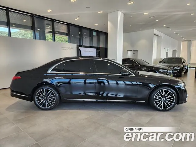 Mercedes-Benz S-Class — Фото автомобиля 9