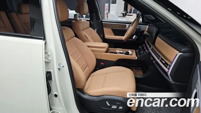 Hyundai Santafe Santa Fe (MX5) Бензин 2.5T 4WD — Фото автомобиля 23