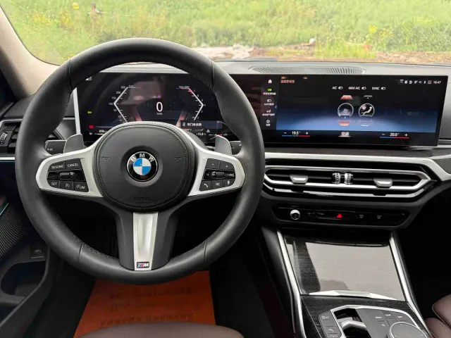 BMW 3 Series — Фото автомобиля 23