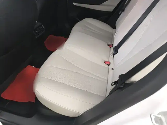 BYD Seal 05 DM-i — Фото автомобиля 16