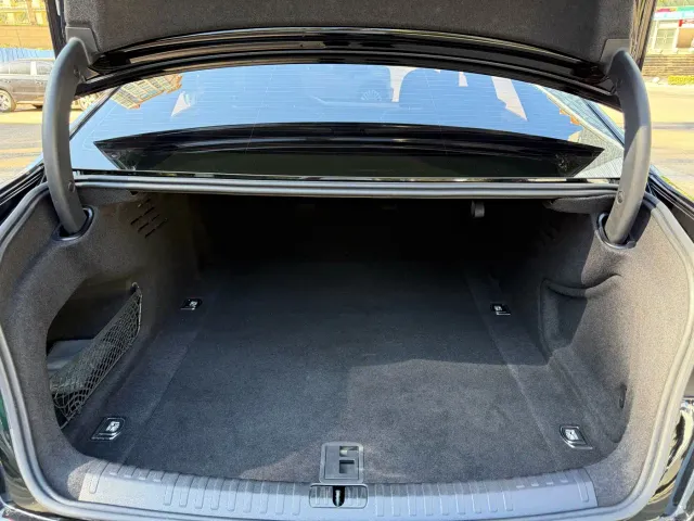 Audi A6L — Фото автомобиля 13