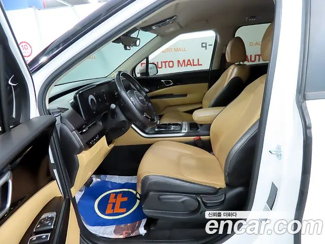 Kia Carnival Generation 4 — Фото автомобиля 6