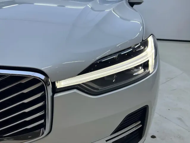 Volvo XC60 — Фото автомобиля 7