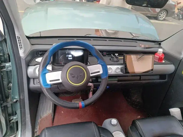 Wuling Hongguang Mini EV — Фото автомобиля 12