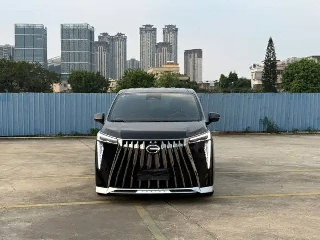 GAC Trumpchi M8 — Фото автомобиля 2
