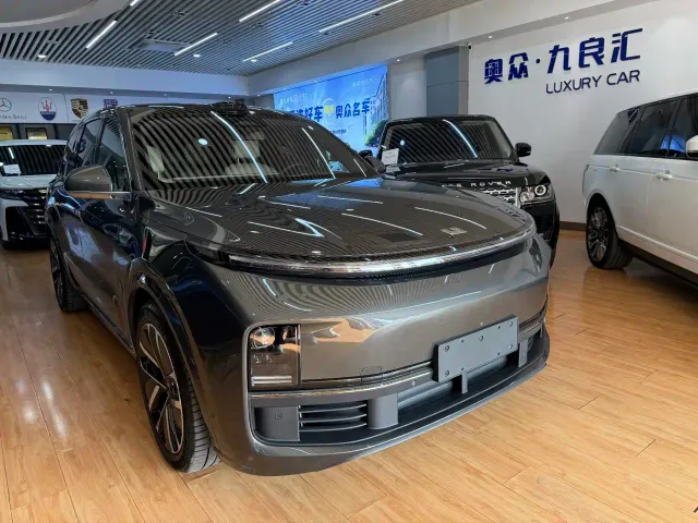 Фотография автомобиля — Li Auto L9