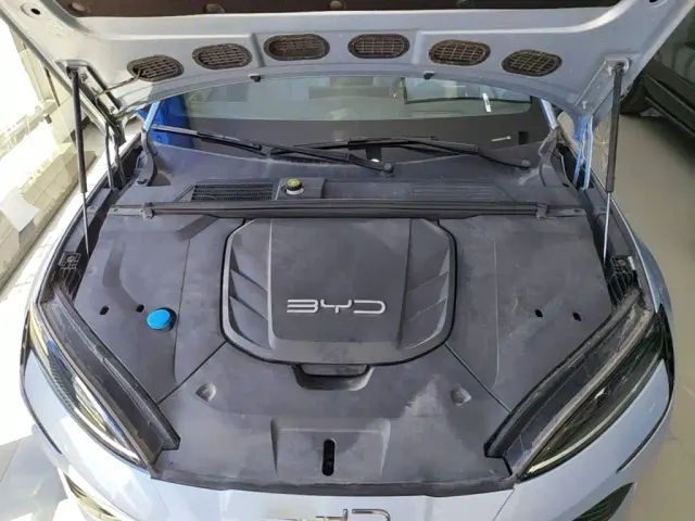 BYD Seal — Фото автомобиля 15