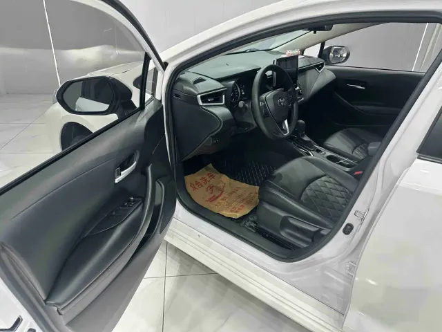 Toyota Corolla — Фото автомобиля 8