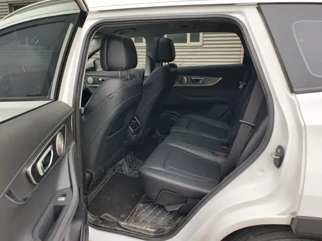 Chery Tiggo 8 PRO — Фото автомобиля 11