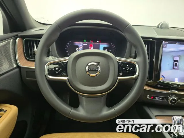 Volvo XC60 2nd Gen — Фото автомобиля 12